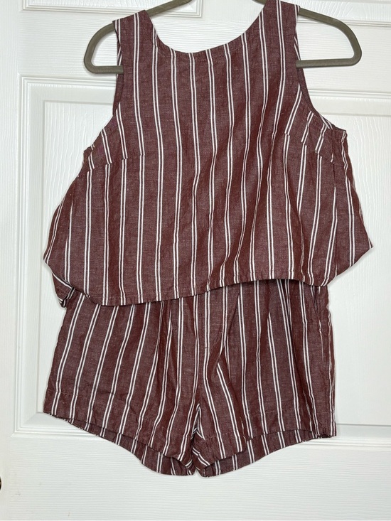 Pact Pants - Pact Brown and White Striped Sleeveless Linen-Blend Shorts med and top is small